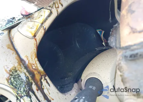 2013 Nissan Pathfinder Sv z USA, uszkodzony, nr VIN 5N1AR2MN8DC670973